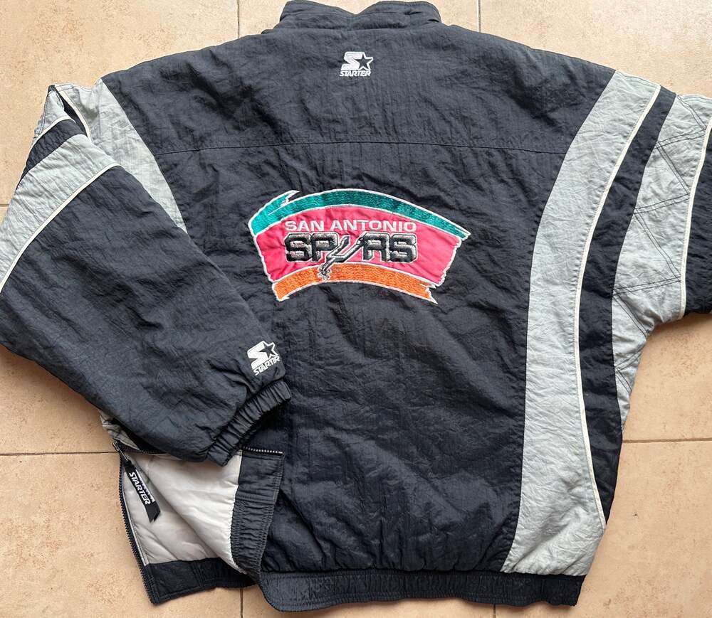 San Antonio Spurs 90s STARTER puffer Pullover jacket XL black Fiesta NBA vintage